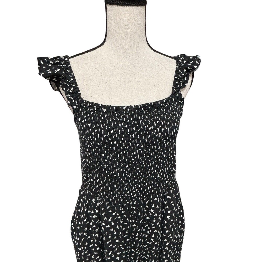 Loft Beach Smocked Ruffle Strap Jumpsuit Sz Large Crop Length Black White - Picture 5 of 11